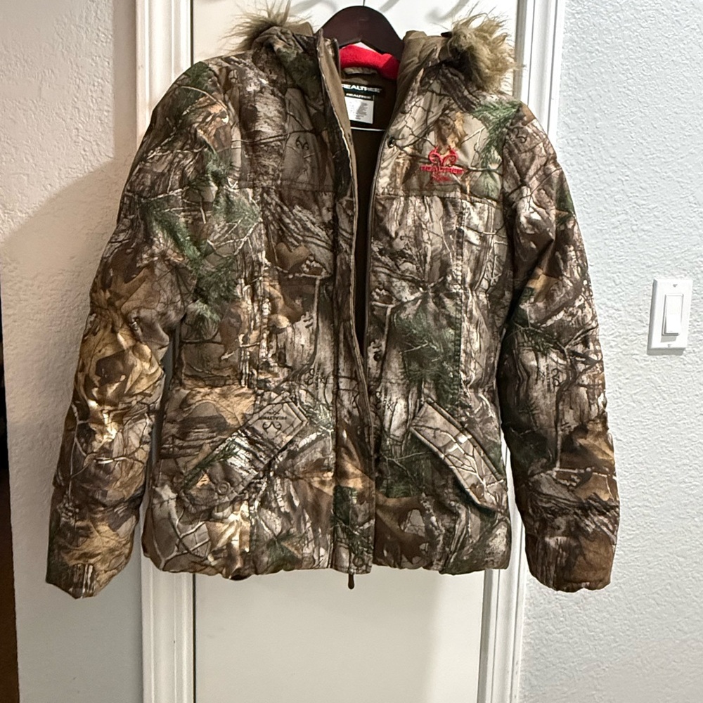 RealTree Camo Women’s Jacket – Medium